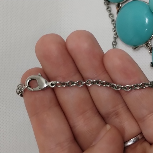 Teal blue accent necklace - Picture 3 of 4
